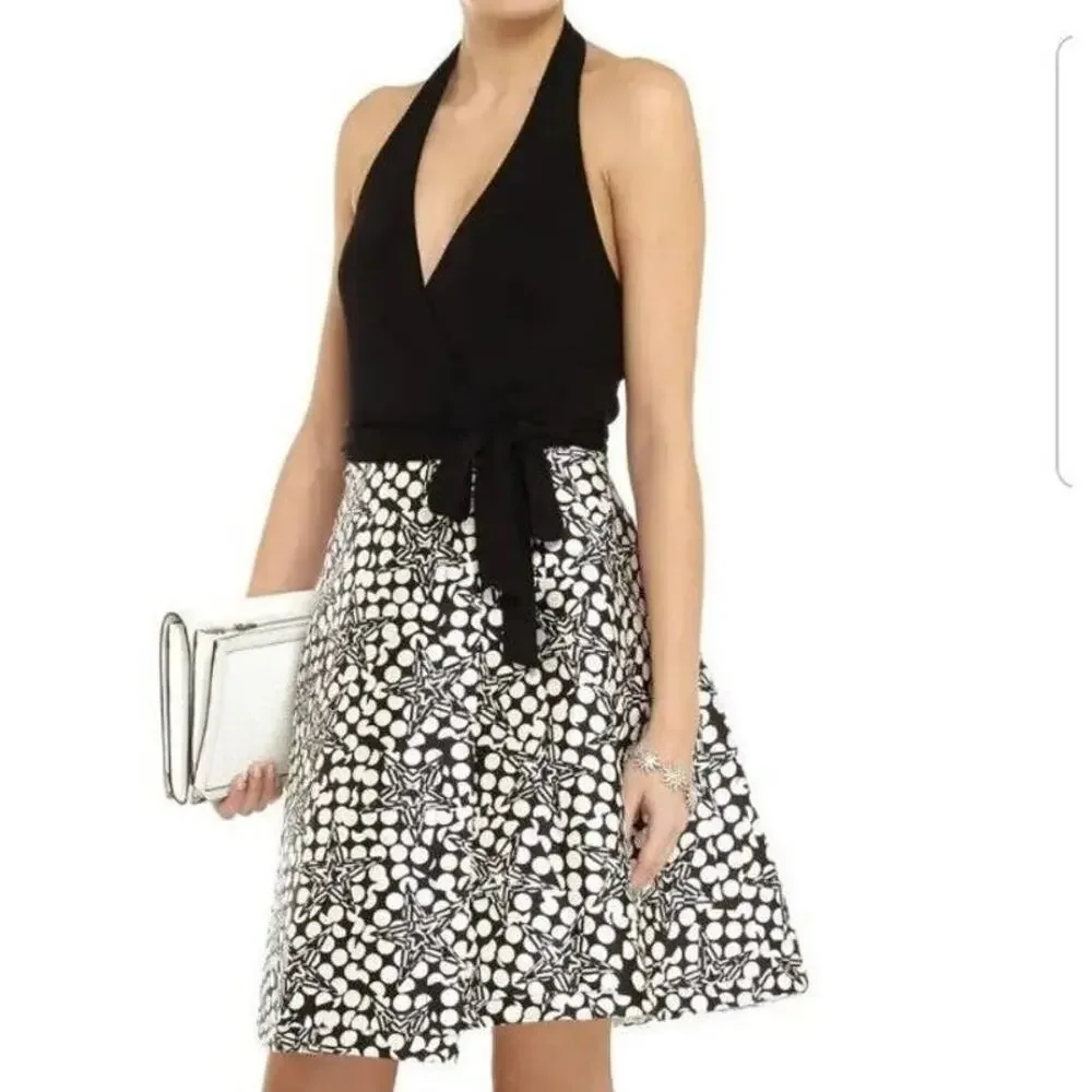 DVF Amelia Halter Wrap Dress Star Print Black White Size 4 NWT Classic Party - Picture 6 of 15
